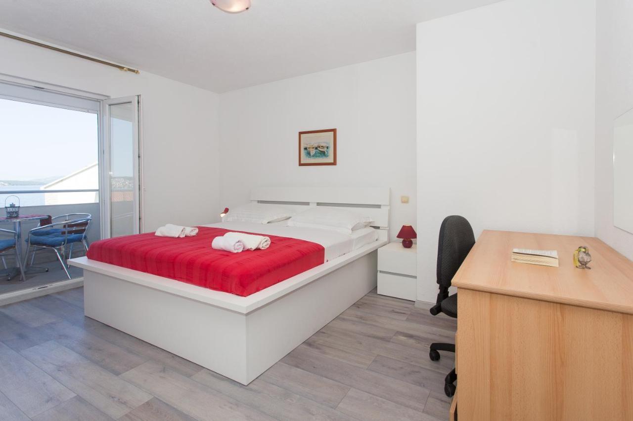 Apartment Gold Трогир Экстерьер фото