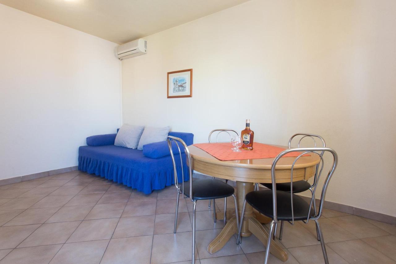 Apartment Gold Трогир Экстерьер фото